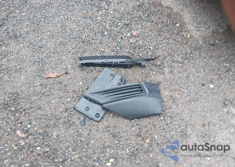 2018 Volkswagen Tiguan 2.0T Se/2.0T Sel z USA, uszkodzony, nr VIN 3VV2B7AX1JM106853